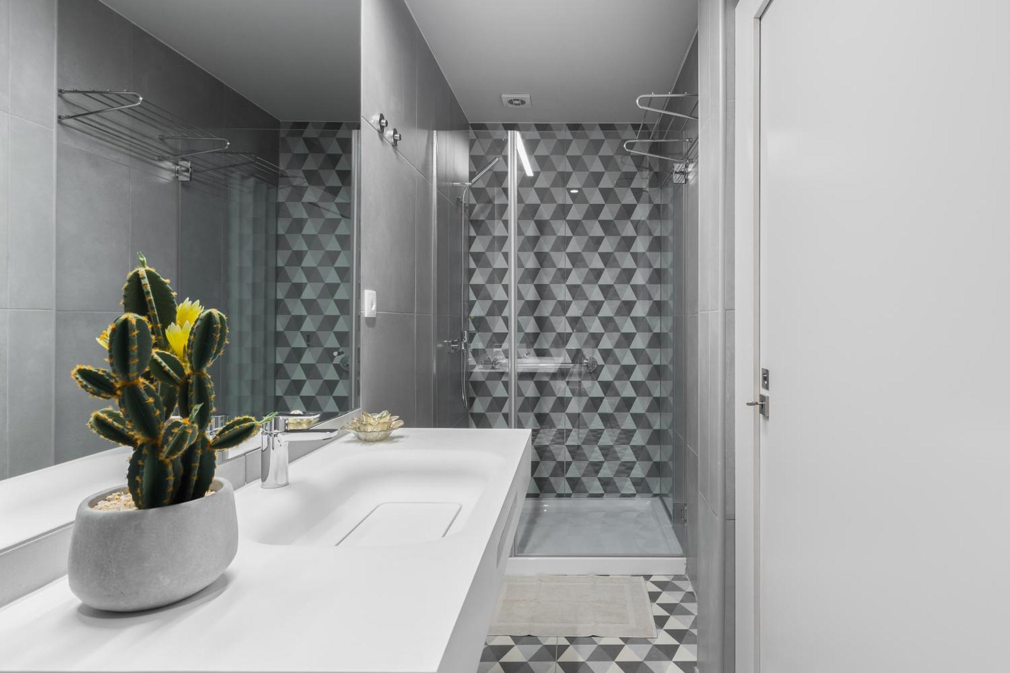 Ferienwohnung Host Wise - Charming Luxurious Flat With Garage Porto Exterior foto