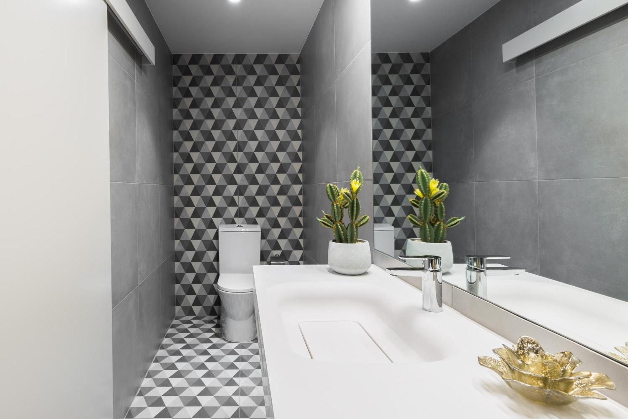 Ferienwohnung Host Wise - Charming Luxurious Flat With Garage Porto Exterior foto