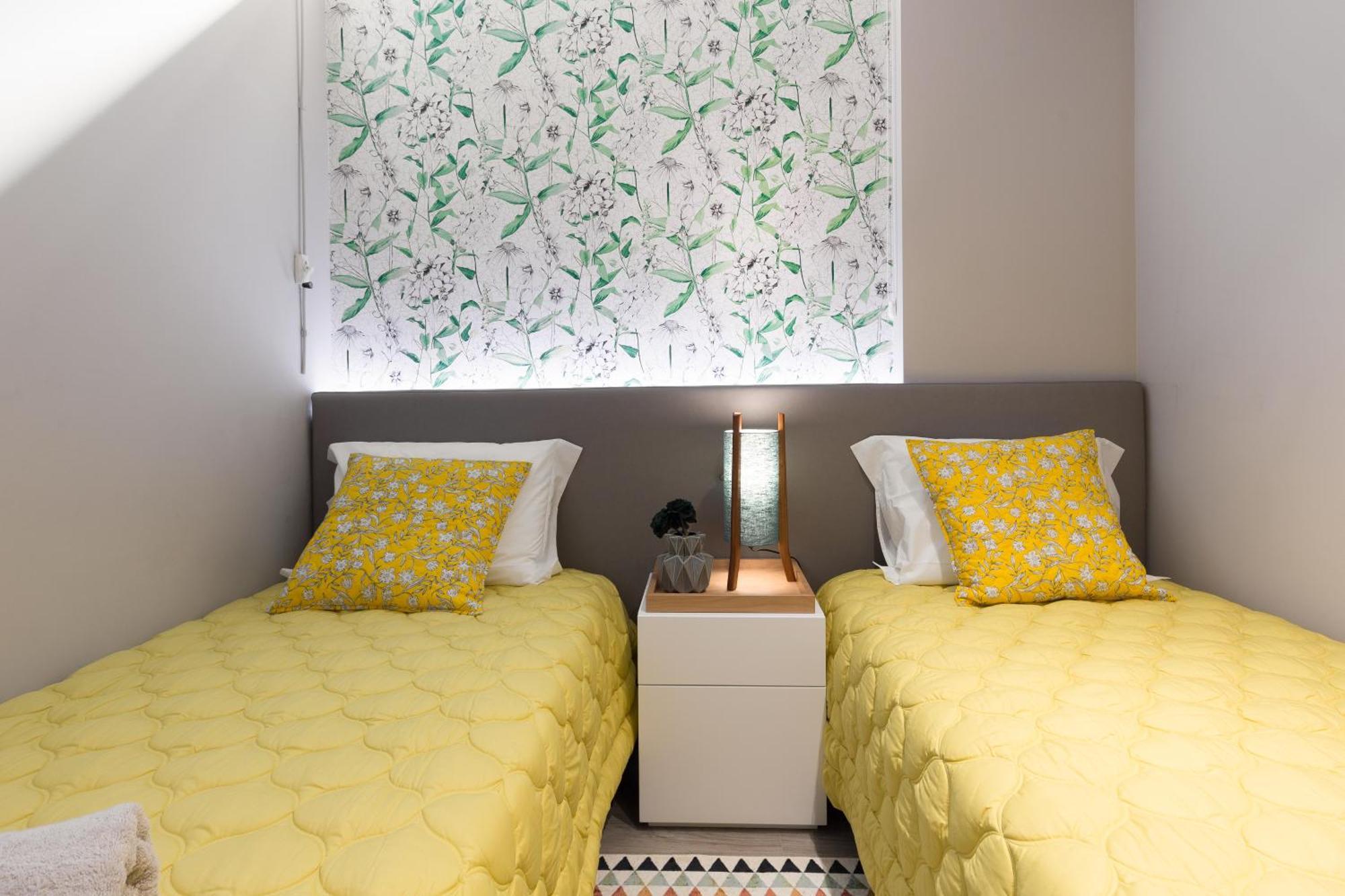 Ferienwohnung Host Wise - Charming Luxurious Flat With Garage Porto Exterior foto