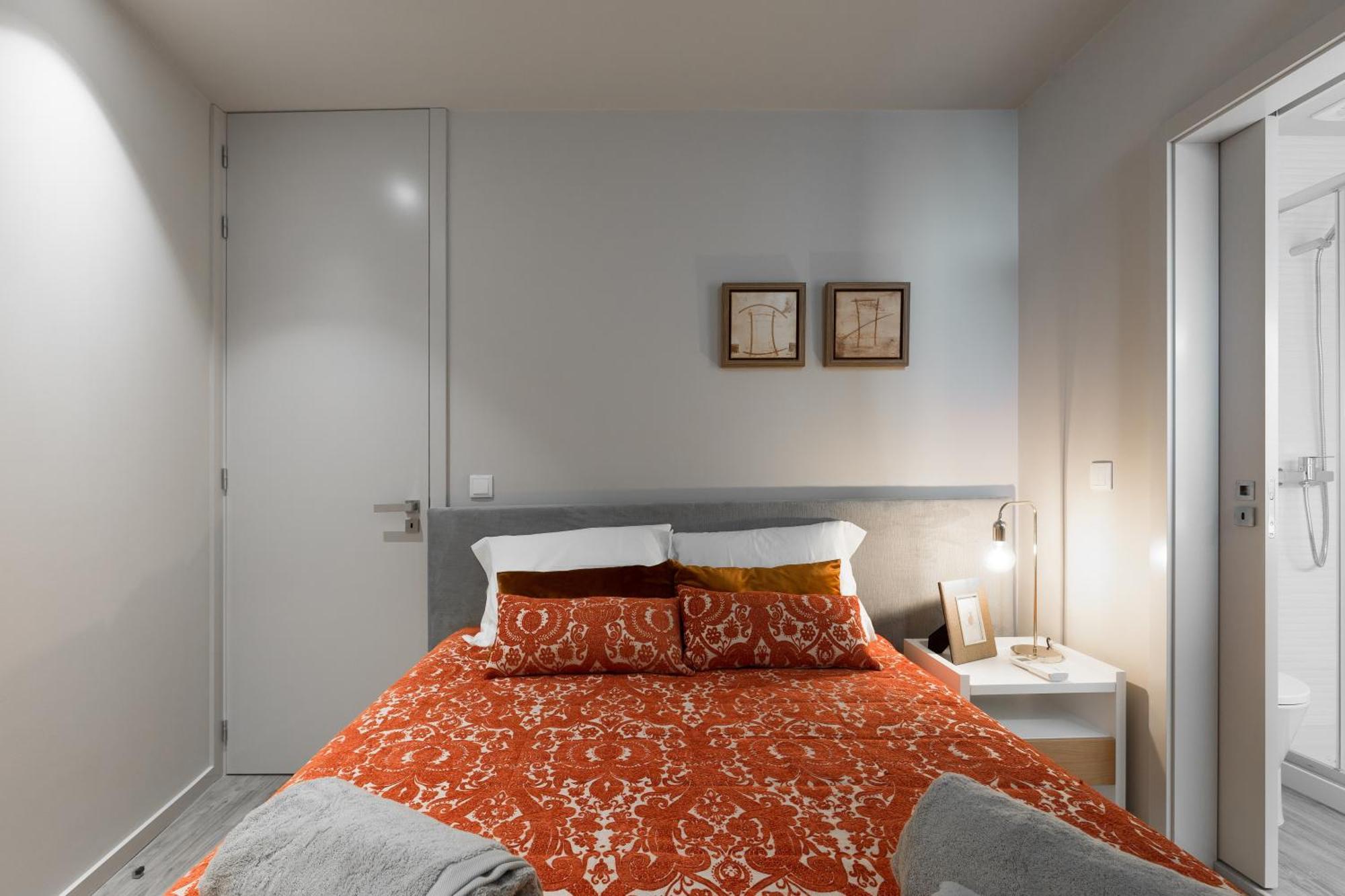 Ferienwohnung Host Wise - Charming Luxurious Flat With Garage Porto Exterior foto