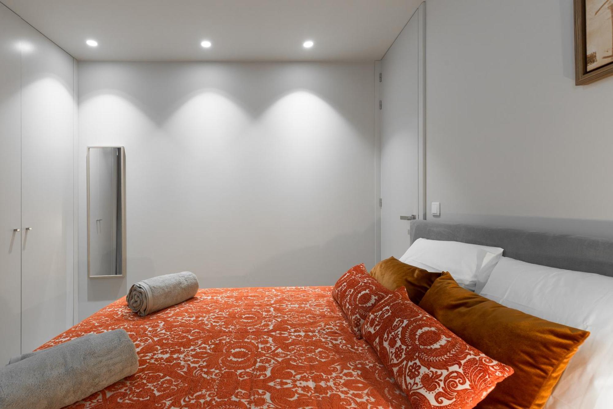 Ferienwohnung Host Wise - Charming Luxurious Flat With Garage Porto Exterior foto